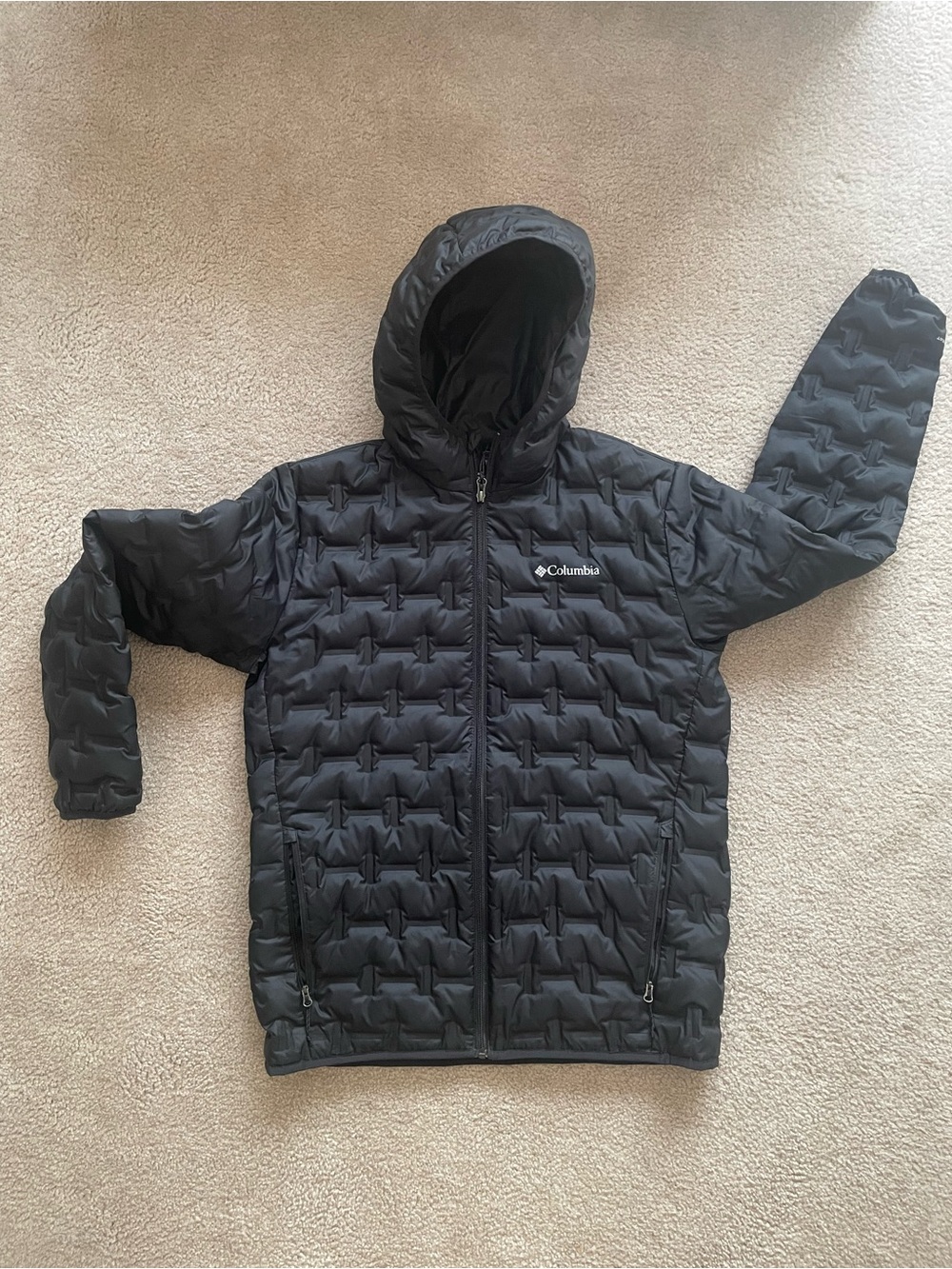 NWOT Columbia Men's Black Hooded Puffer Jacket